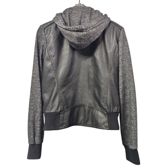 Urbanology Women's Black Faux Leather Hooded Zip Up Lined Jacket Size XL - Picture 2 of 10